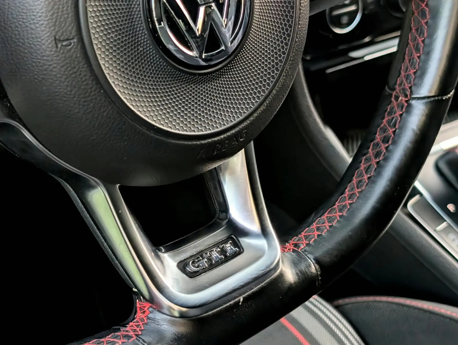 Volkswagen Golf 2.0 TSI GTI DSG Performance 15