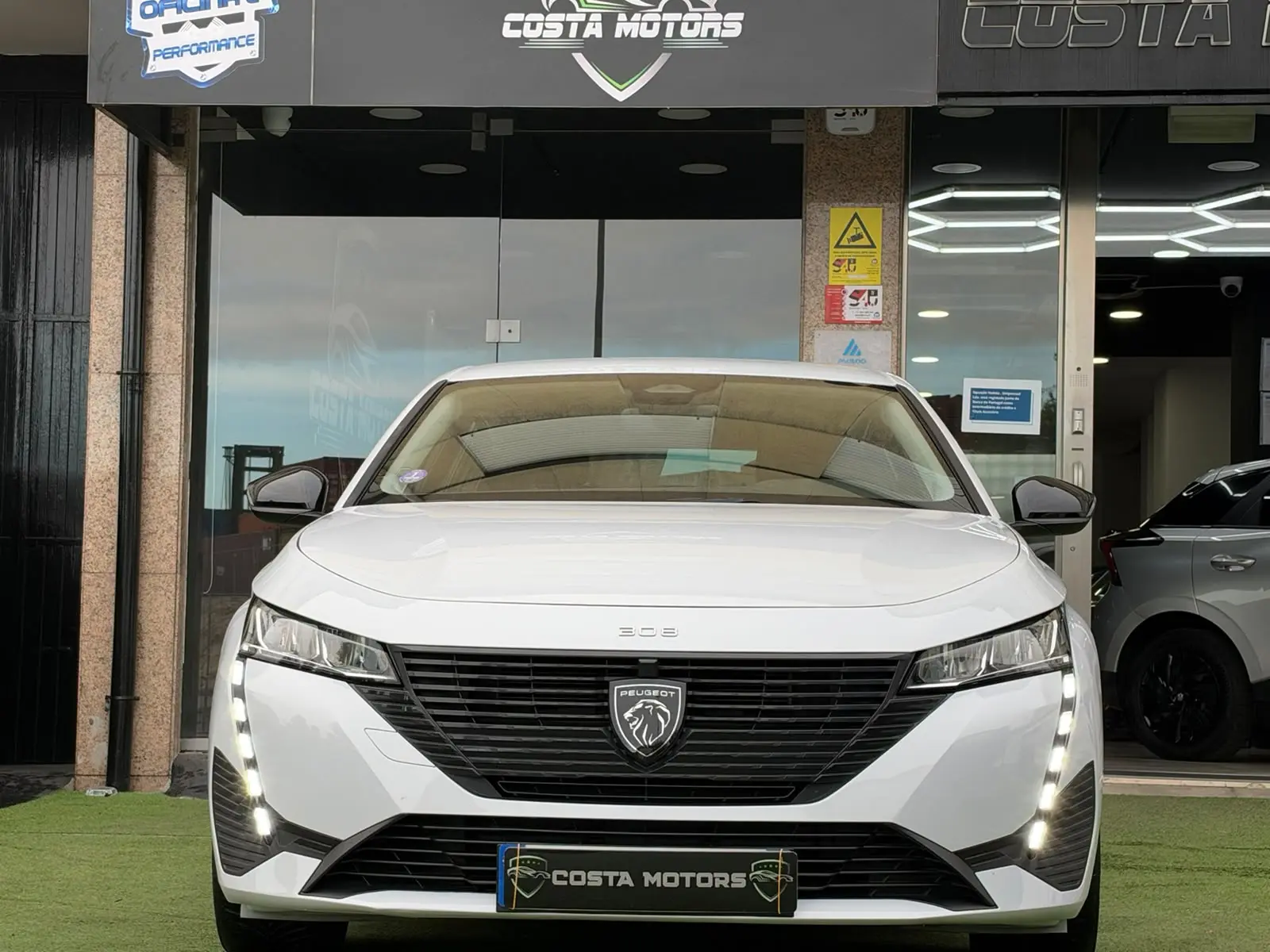 Peugeot 308 180 e-EAT8 Active Pack 5