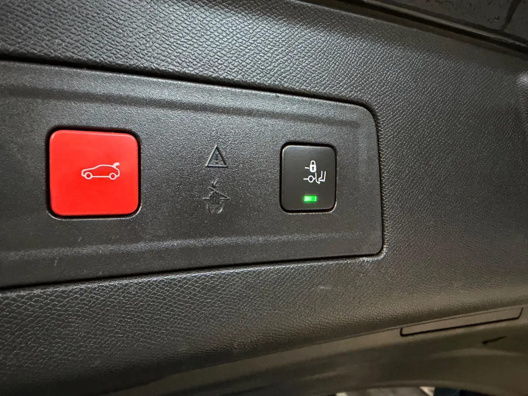 Peugeot 508 SW Plug-In Hybrid 225 e-EAT8 GT Pack 18