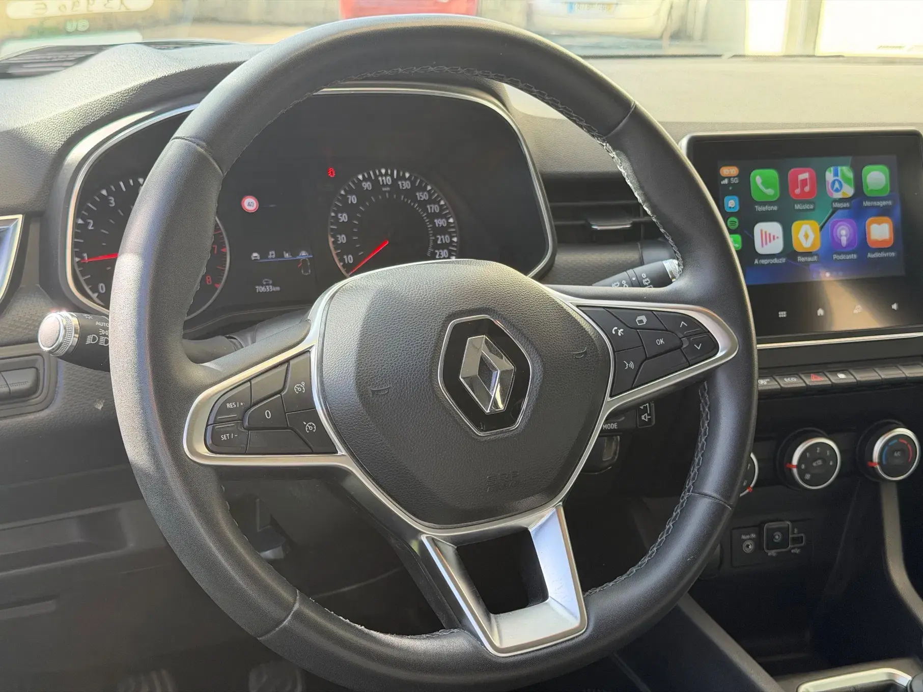 Renault Clio 1.0 TCe Zen Bi-Fuel 9