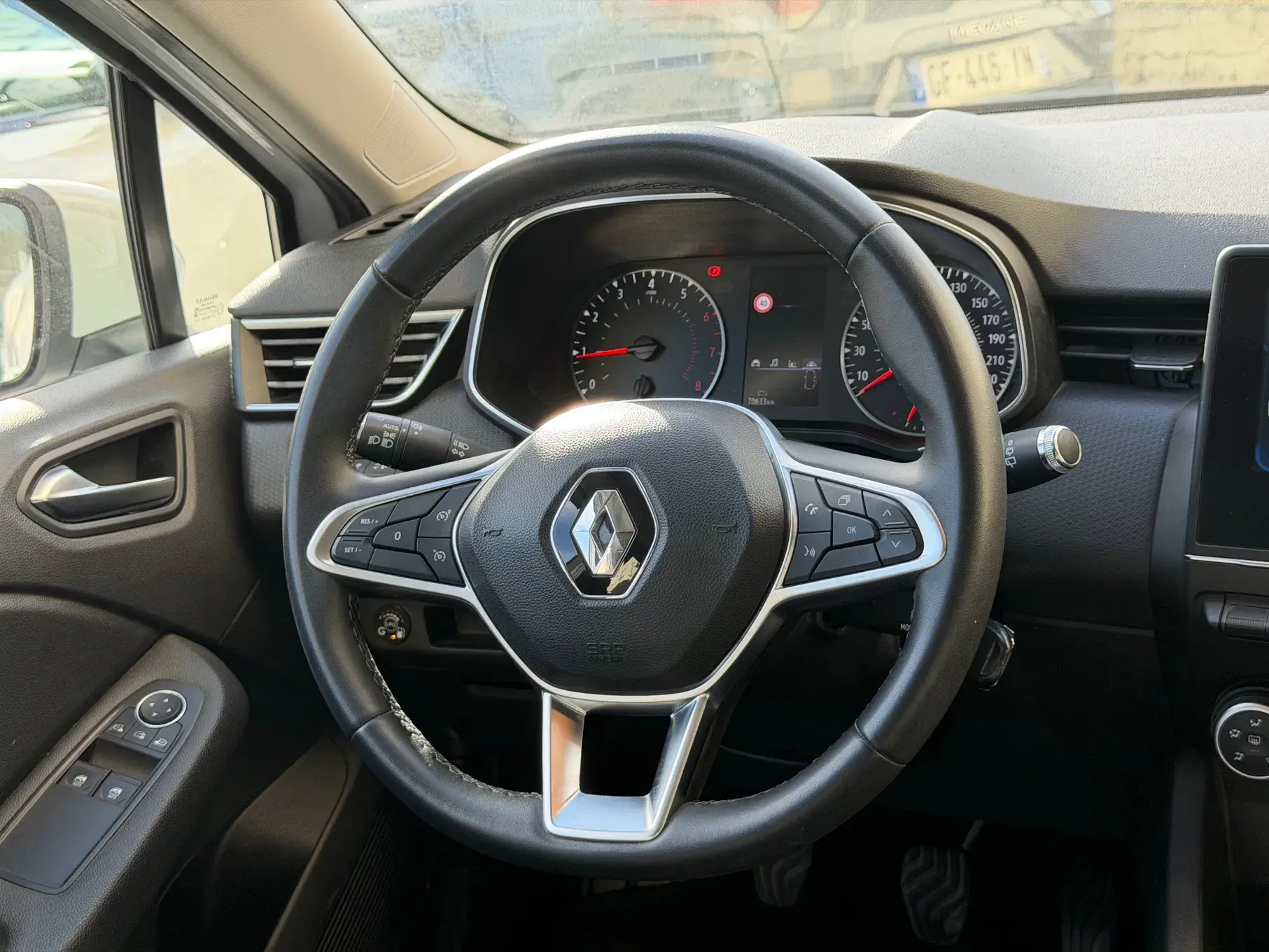 Renault Clio 1.0 TCe Zen Bi-Fuel 10