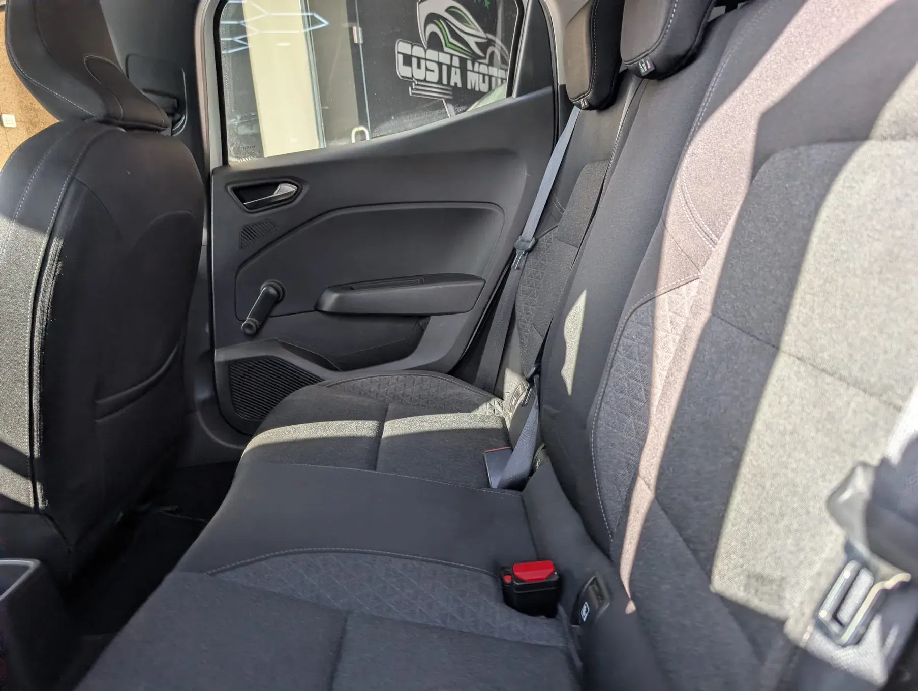 Renault Clio 1.0 TCe Zen Bi-Fuel 13