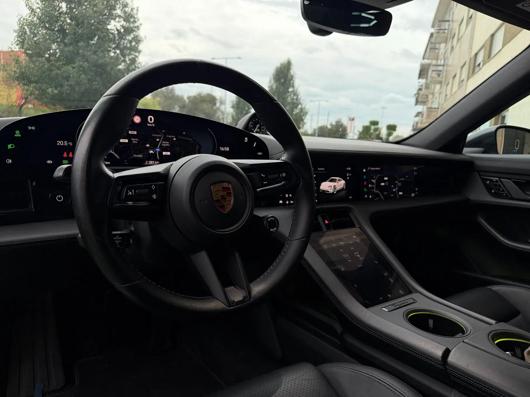 Porsche Taycan 4S Bateria Performance Plus 18