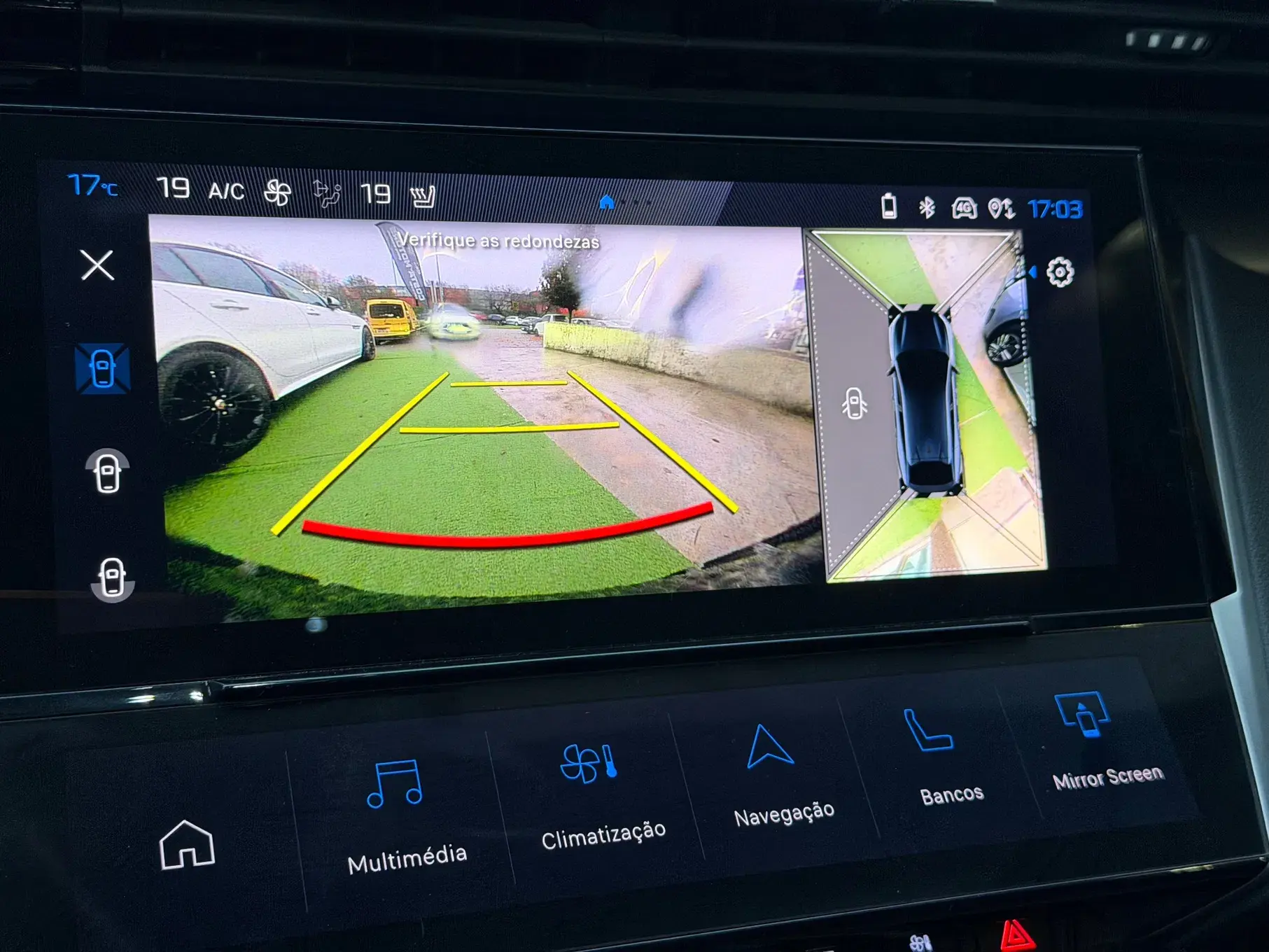 Peugeot 408 Plug-In Hybrid 225 e-EAT8 GT Exclusive 11