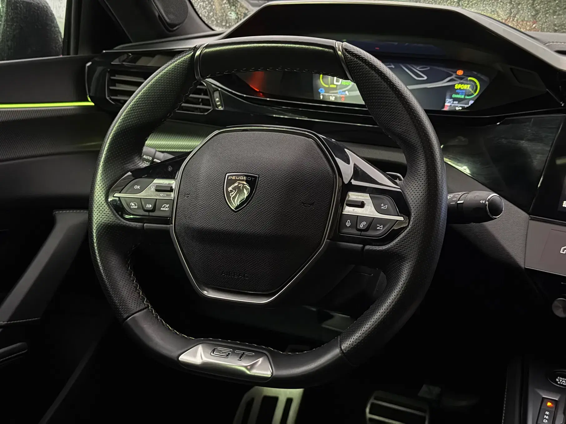 Peugeot 408 Plug-In Hybrid 225 e-EAT8 GT Exclusive 21