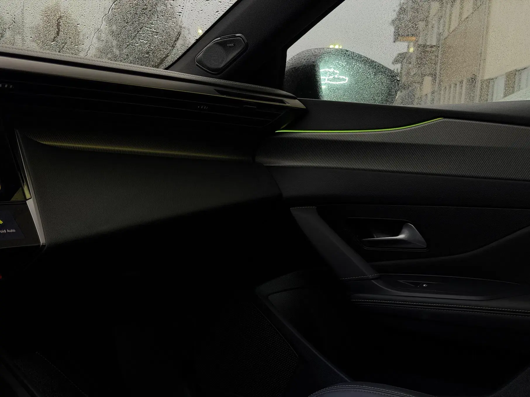 Peugeot 408 Plug-In Hybrid 225 e-EAT8 GT Exclusive 27