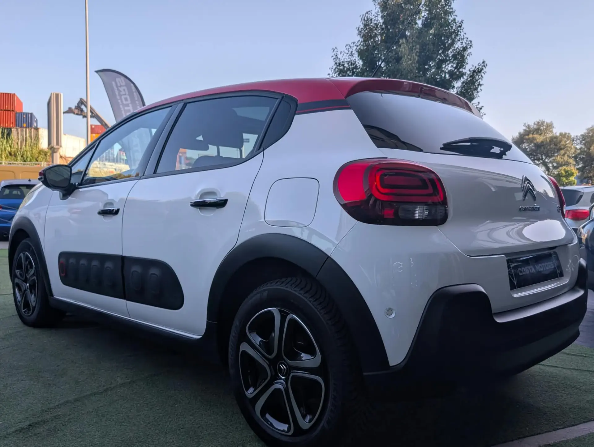 Citroen C3 1.2 PureTech Shine Pack 7