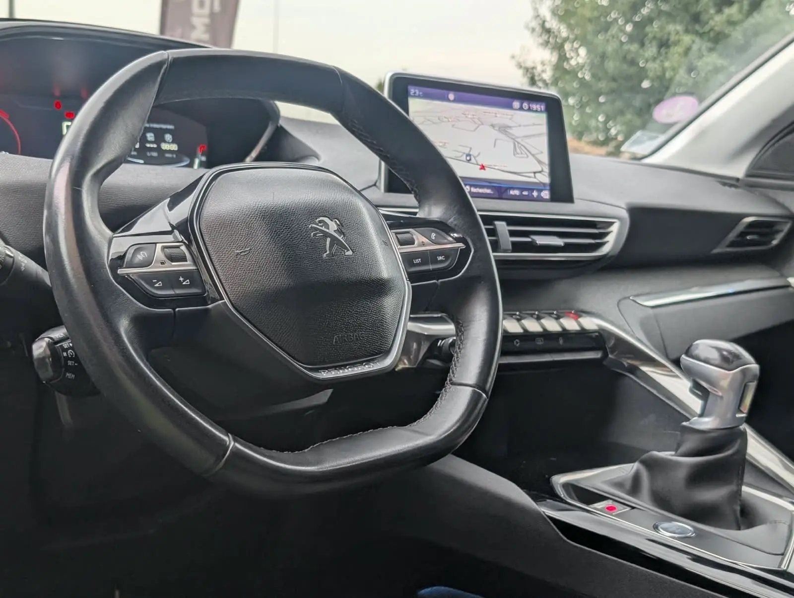 Peugeot 5008 1.2 PureTech Allure Pack 13