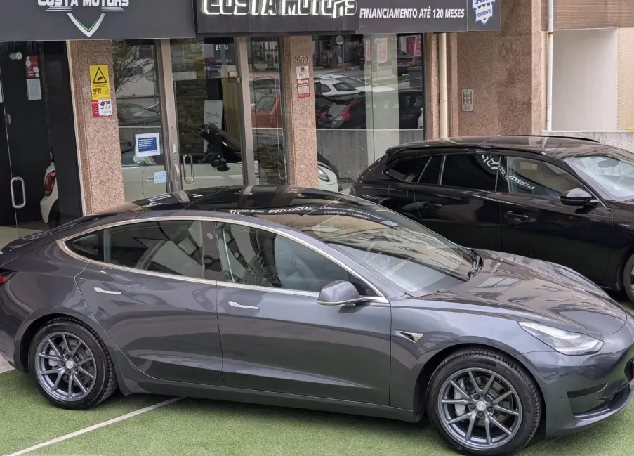 Tesla Model 3 Standard RWD Plus 5