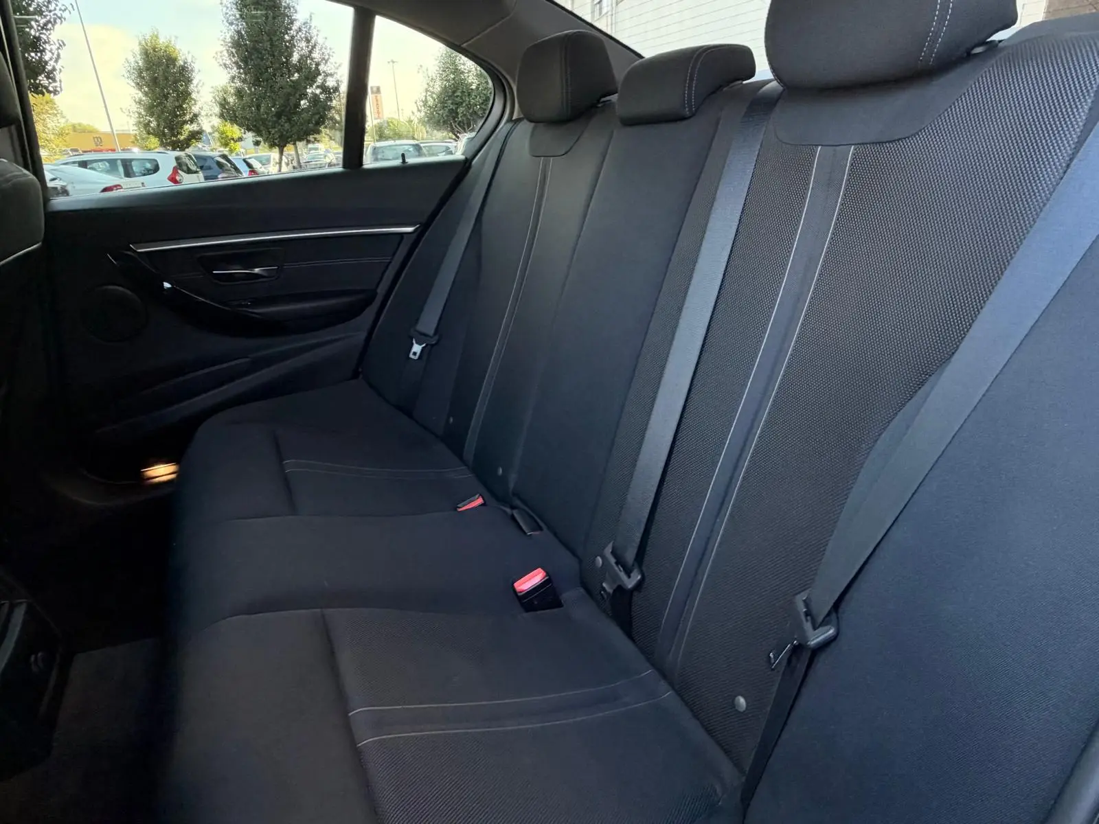 BMW 320 d Line Sport 11