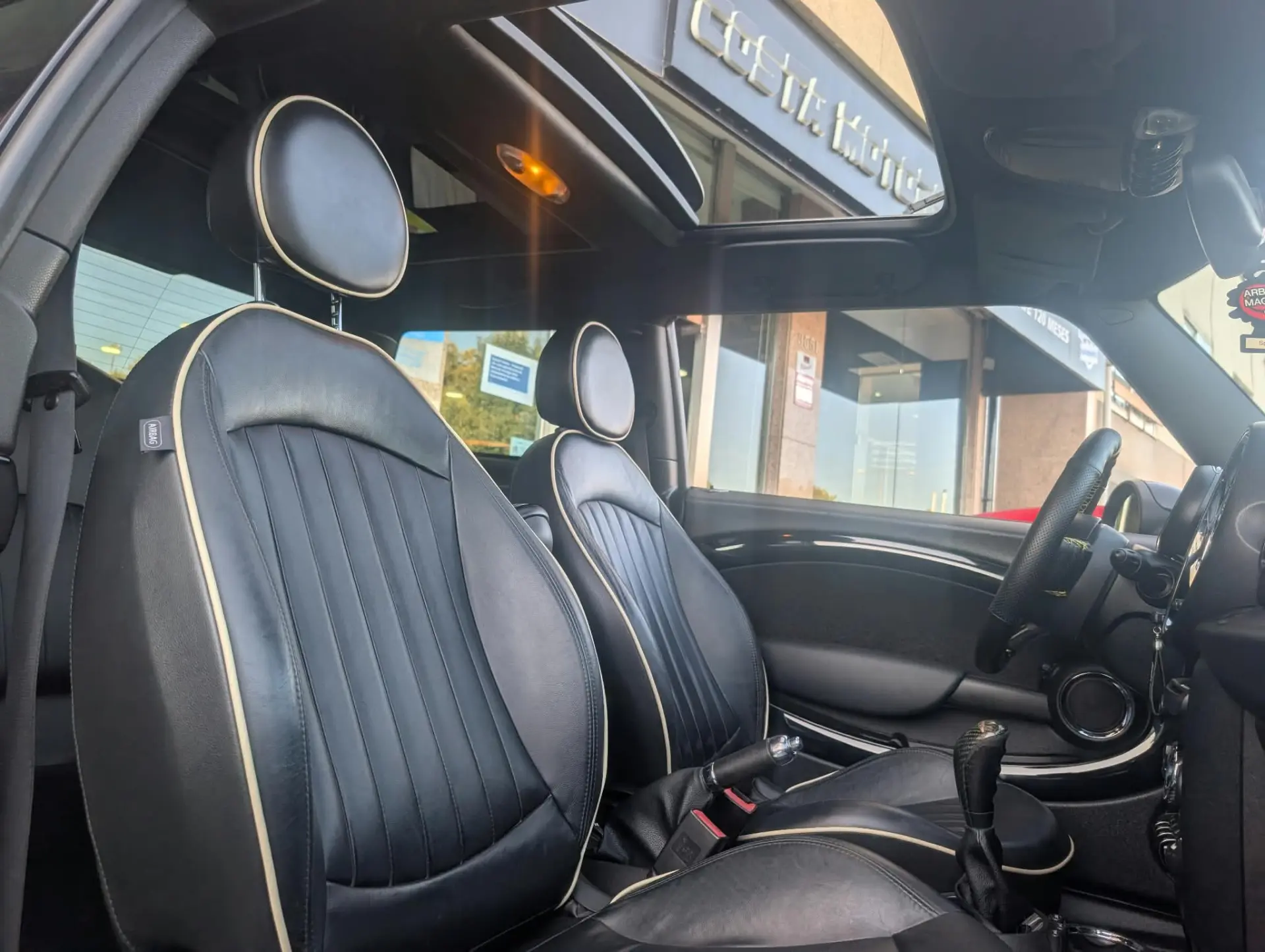 MINI 3 Portas Cooper SD 12