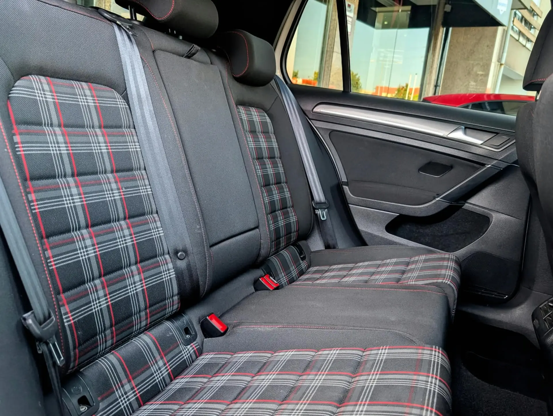 Volkswagen Golf 2.0 TSI GTI DSG Performance 13