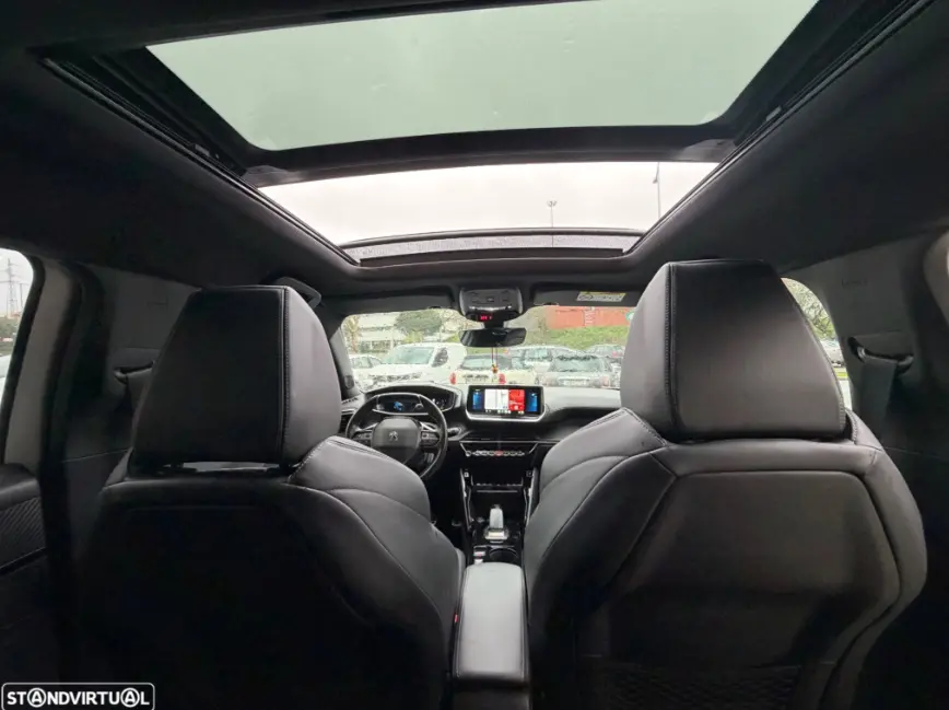 Peugeot e-2008 50 kWh GT Pack 4