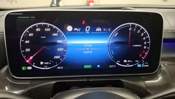 Mercedes-Benz C 300 e T 9G-TRONIC AMG Line 5