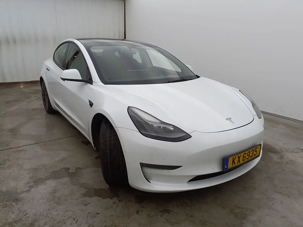 Tesla Model 3 Performance Dual Motor AWD 5