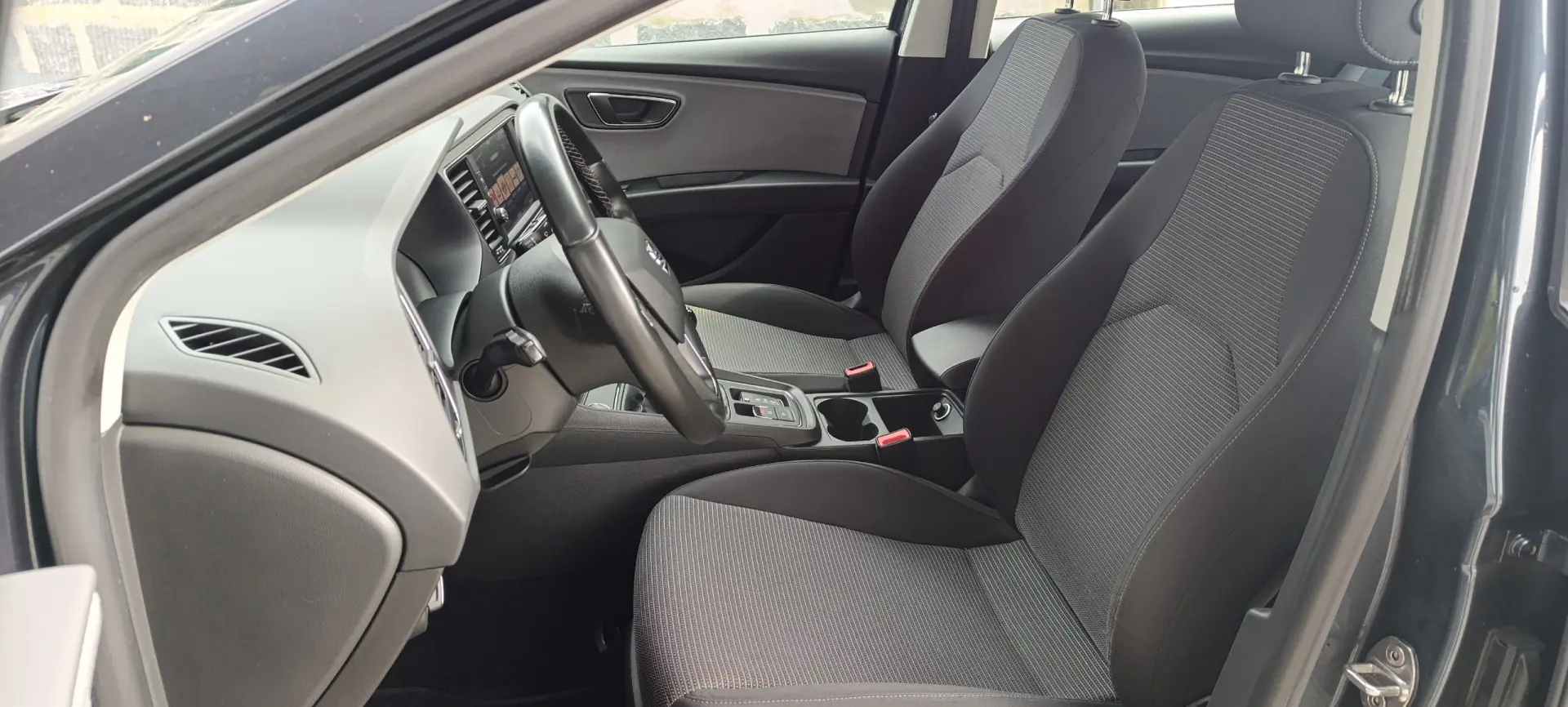 SEAT Leon ST 1.6 TDI Style S/S 6