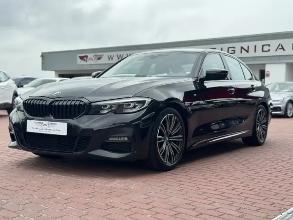 BMW 318 d Pack M 3
