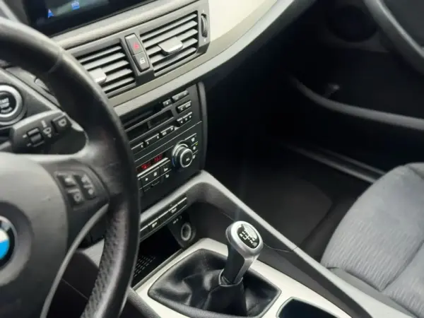 BMW X1 18 d sDrive 16