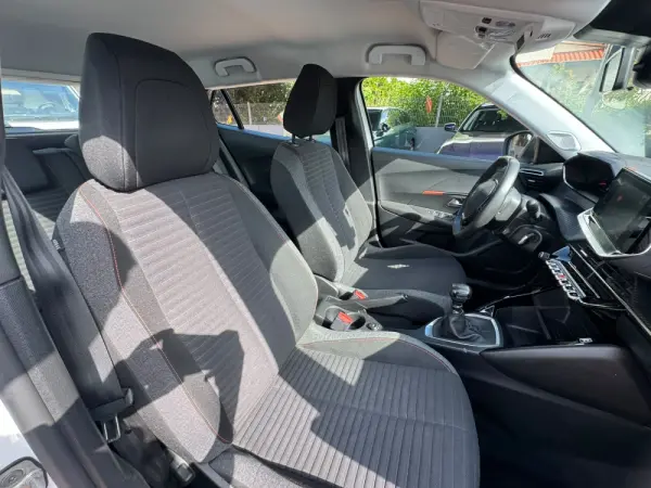 Peugeot 2008 1.5 BlueHDi Active Pack 24