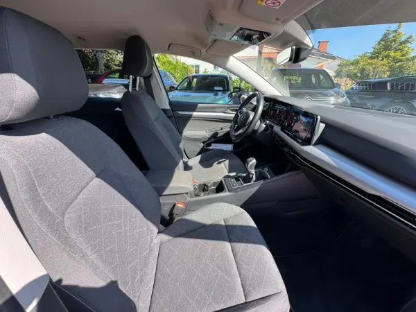 Volkswagen Golf Variant 2.0 TDi Life 26