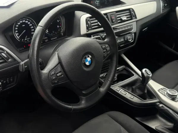 BMW 116 d Corporate Edition 18
