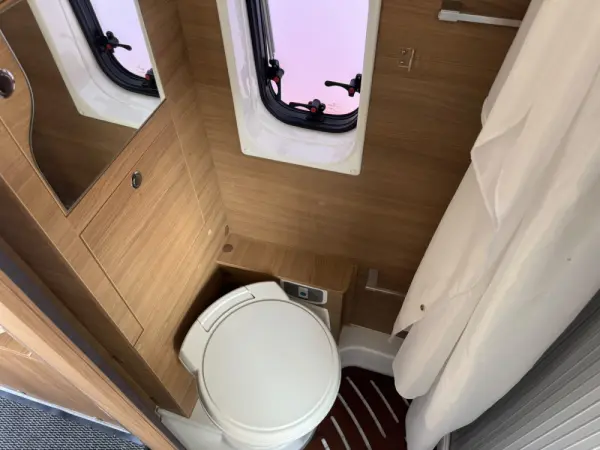 Fiat Ducato MCLOUIS MENFYS 5 - SERIE LUXE EDITION 42