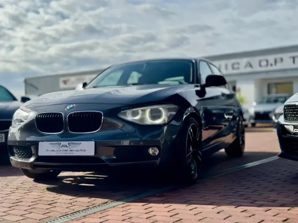 BMW 118 d Line Urban 4