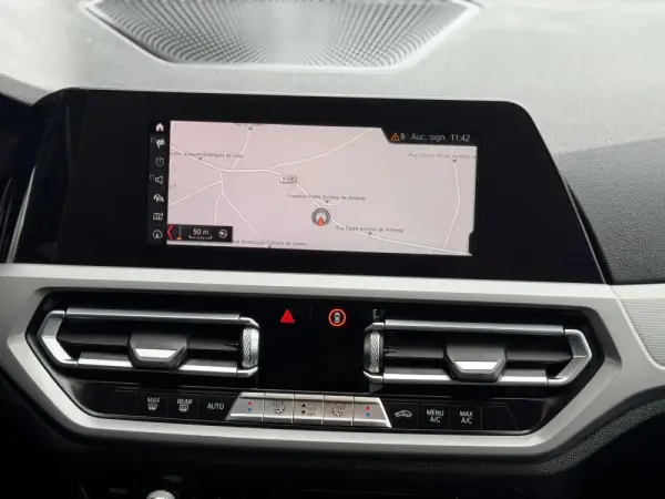 BMW 318 d Touring Sport 16