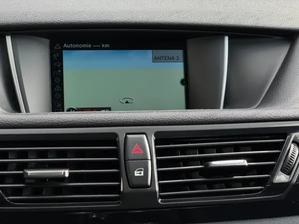 BMW X1 18 d sDrive 16