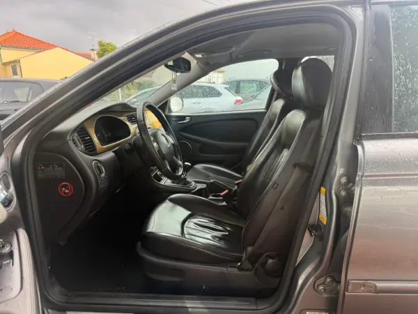 Jaguar X-Type 2.0 D Executive 8