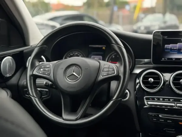 Mercedes-Benz C 200 BlueTEC Avantgarde 21