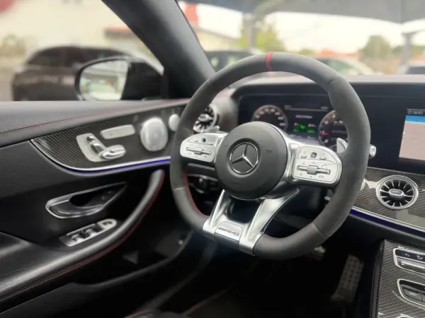 Mercedes-Benz E 53 AMG 4Matic+ 18