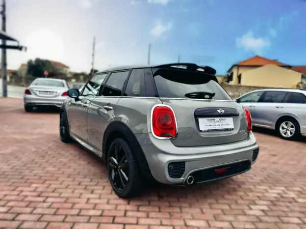 MINI 5 Portas John Cooper Works Cooper D 5