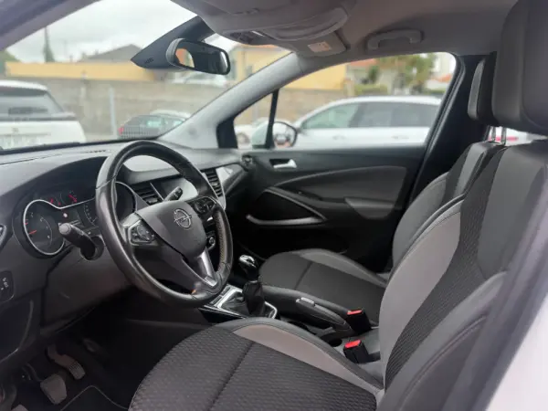 Opel Crossland X 1.2 T Innovation 10