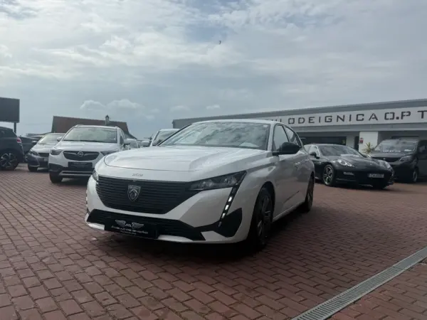 Peugeot 308 1.5 BlueHDi Allure Pack 3