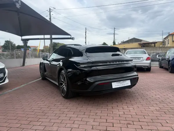 Porsche Taycan Sport Turismo ST 4S 6