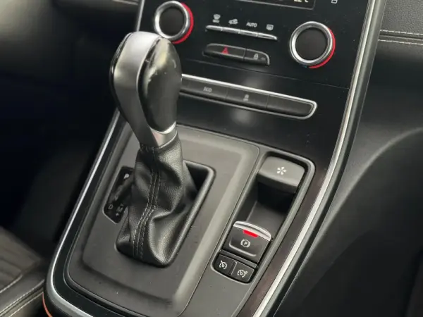 Renault Grand Scénic 1.7 Blue dCi Bose Edition EDC 22