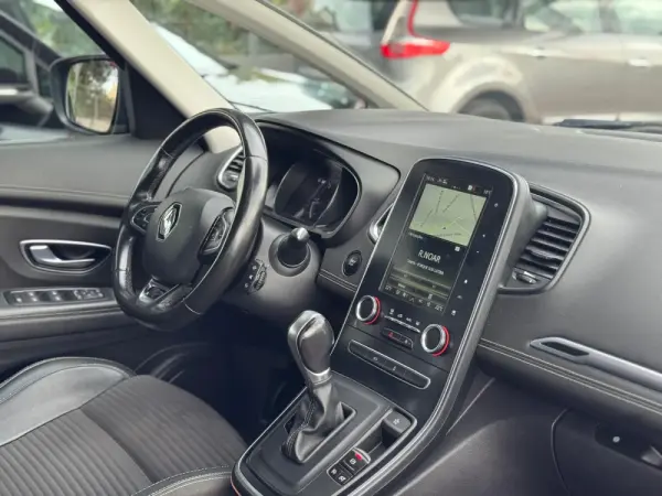 Renault Grand Scénic 1.7 Blue dCi Bose Edition EDC 21