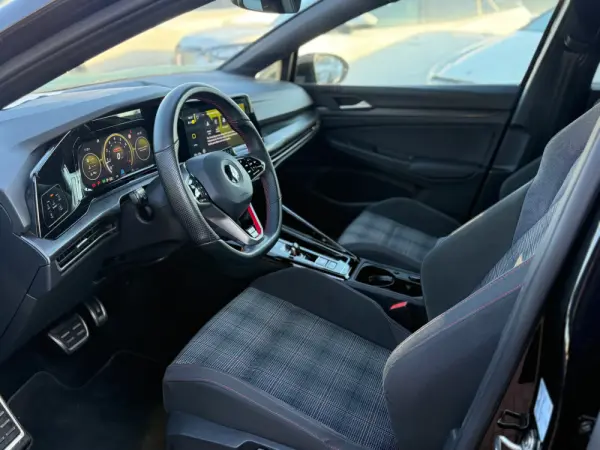Volkswagen Golf 2.0 TSI GTI DSG 8