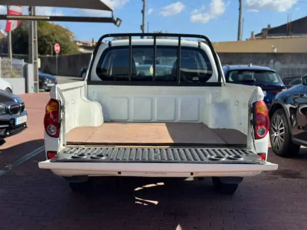 Mitsubishi L200 2.5 DI-D CD In.AC Low Rider 2WD 9