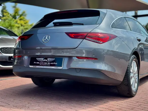 Mercedes-Benz CLA 180 d Shooting Brake Business Solutions 10