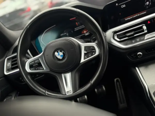 BMW 318 d Pack M 12