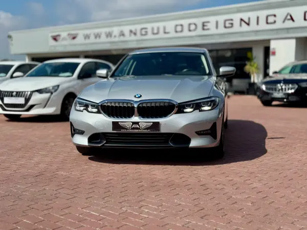 BMW 318 d Line Luxury 3