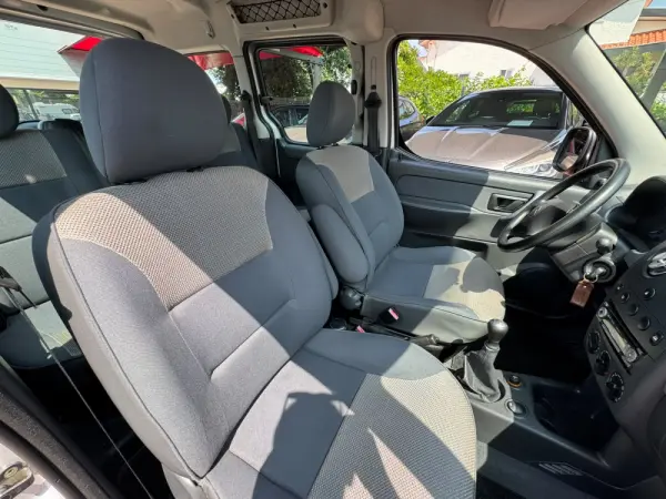 Citroen Berlingo 1.4i Multispace 26