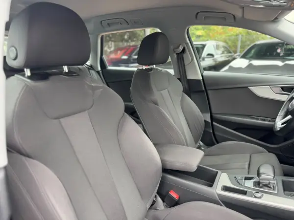 Audi A4 26