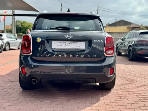 MINI Countryman Cooper SE ALL4 Auto 11
