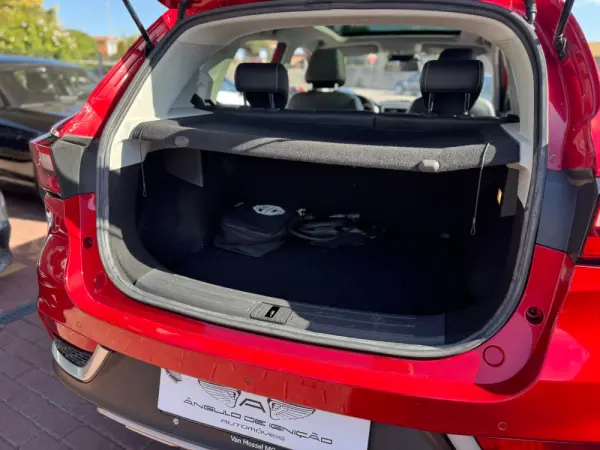 MG ZS Ev Luxury 11