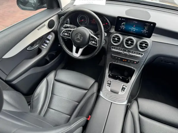 Mercedes-Benz GLC 300 de 4Matic 9G-TRONIC Exclusive 11