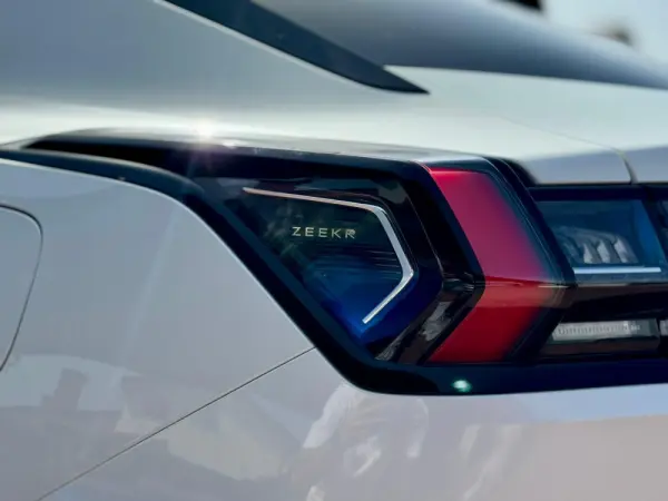 Zeekr 001 100 kWh Long Range 12