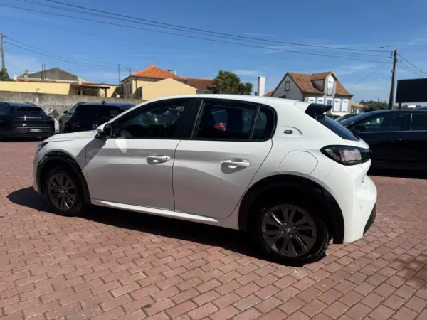 Peugeot e-208 50 kWh Active Pack 6